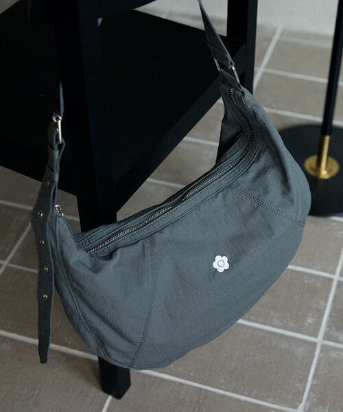 Mary Quant x Publux 刺繡花花尼龍斜孭袋
