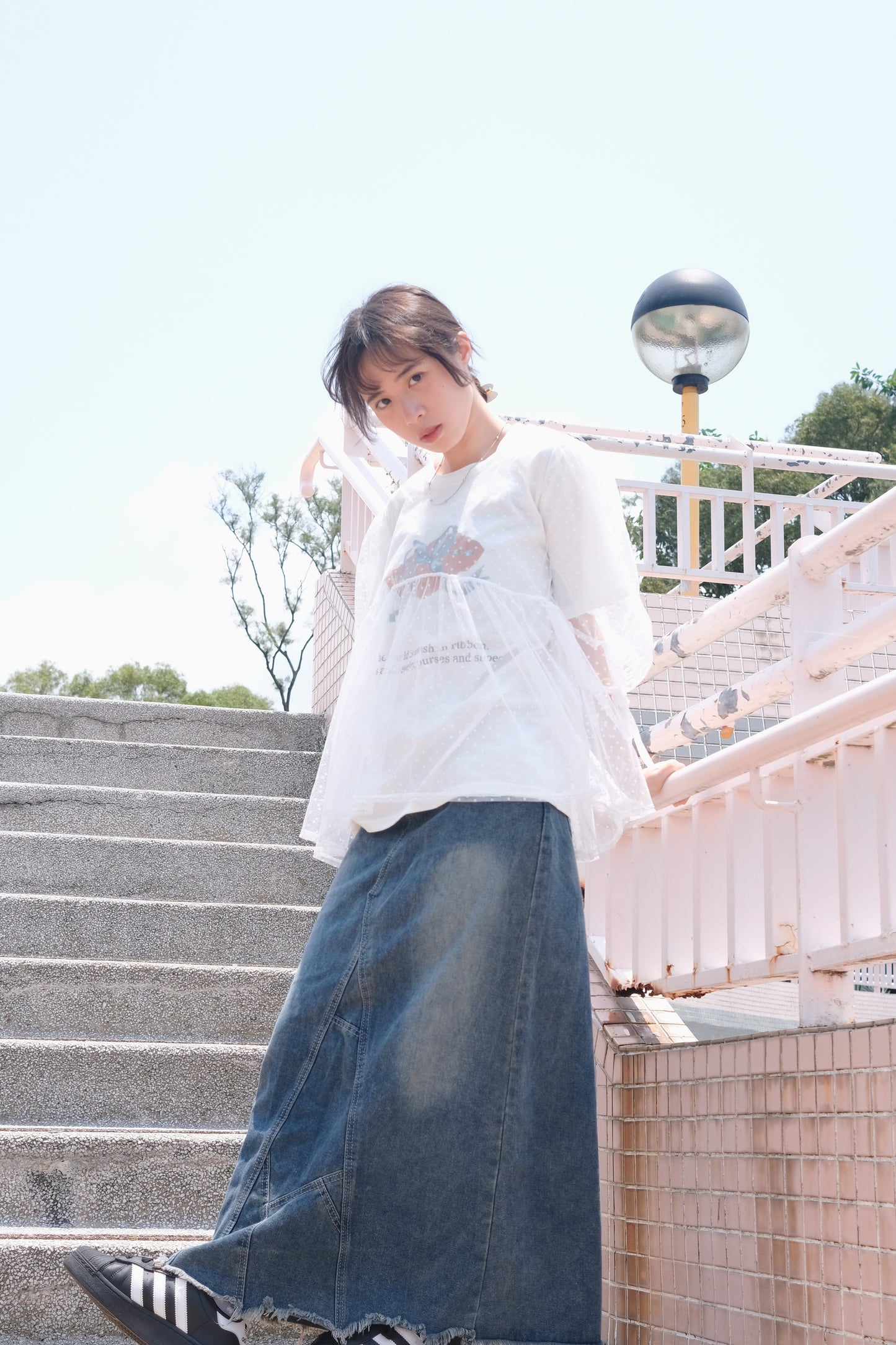 必須擁有!KR 波點泡泡袖透透罩衫