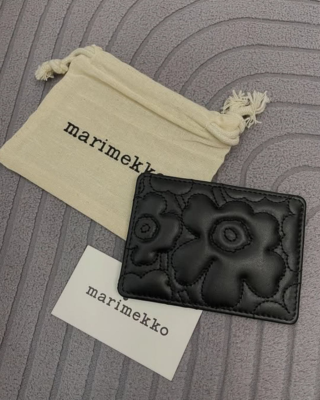 Marimekko leather cardholder