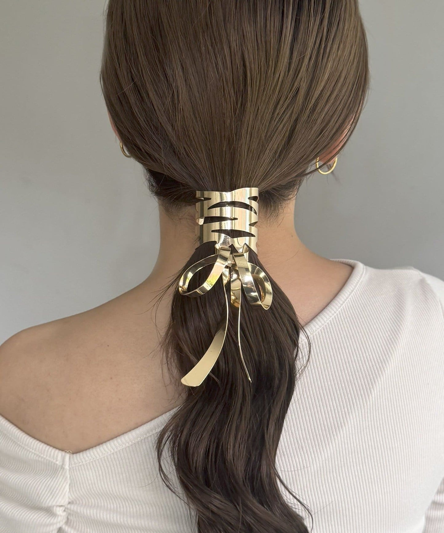 Metal ribbon hair clip