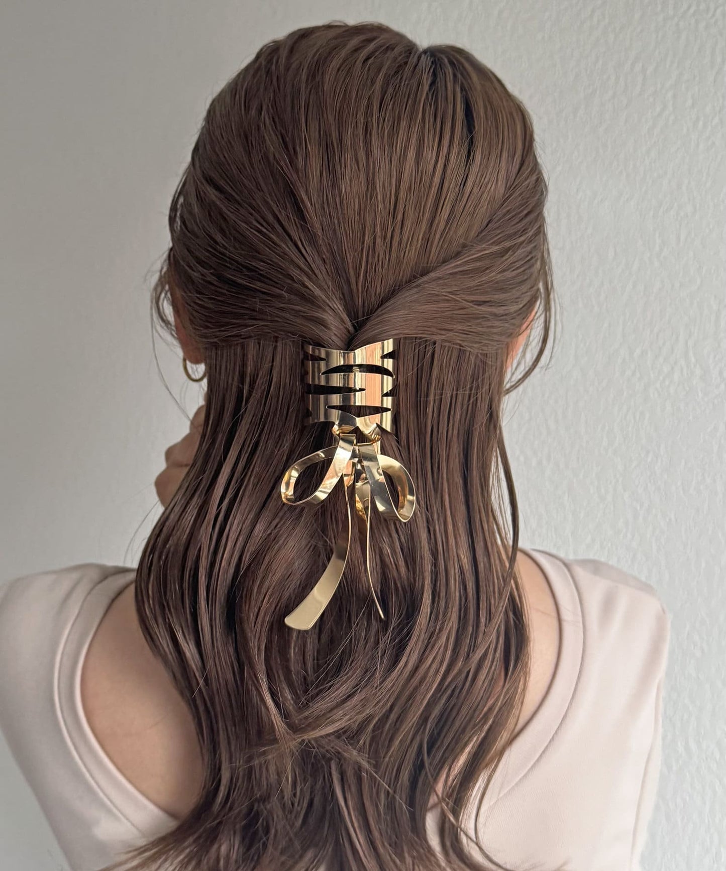Metal ribbon hair clip