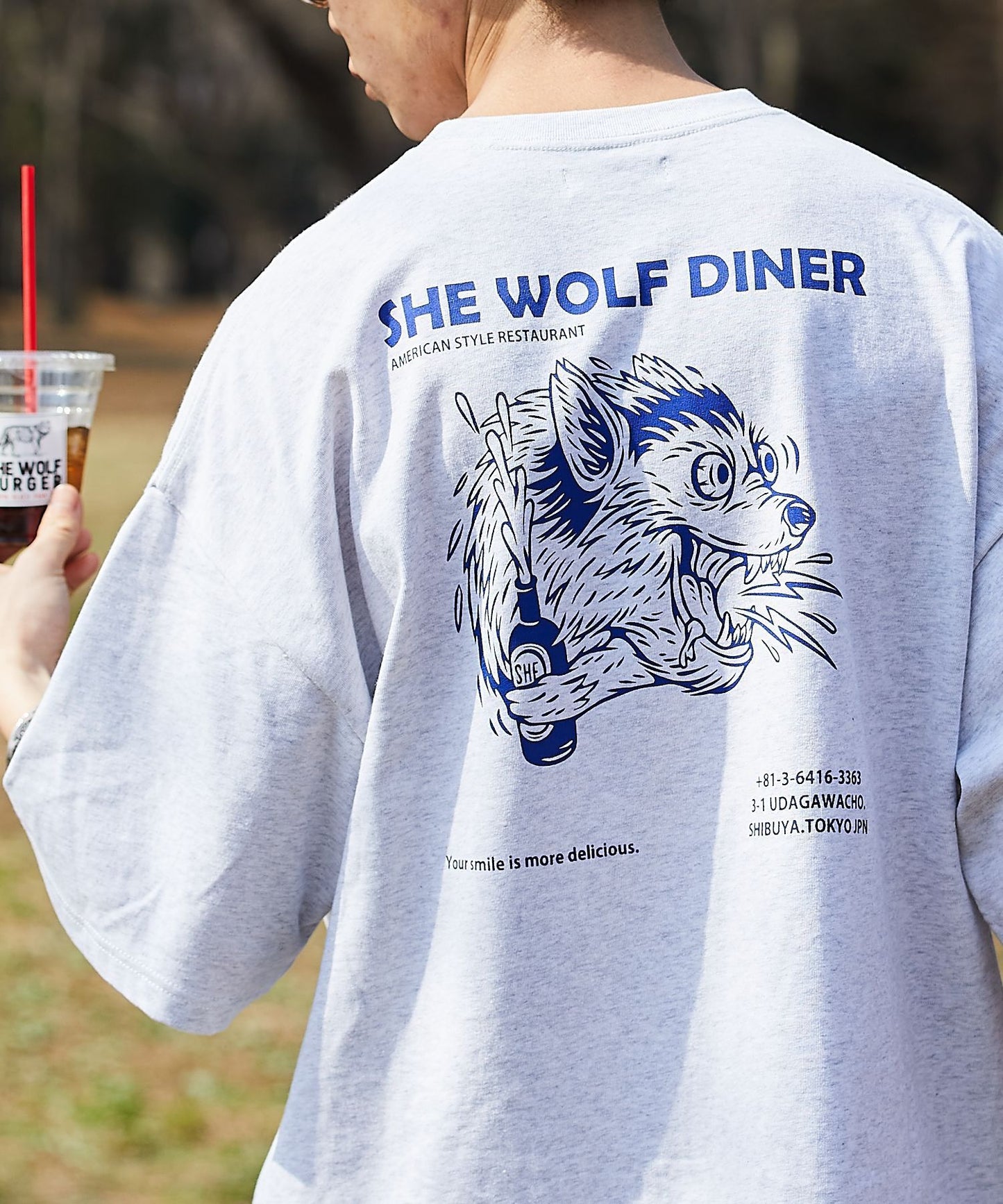 SHE WOLF DINER × FREAK'S STORE 別注版tee