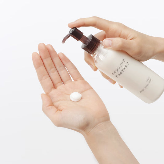 Muji 水凝保濕頸部護理乳液