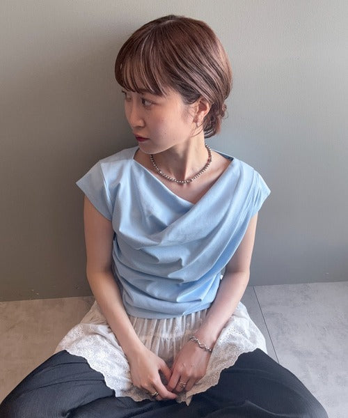 JP 露肩法式袖top