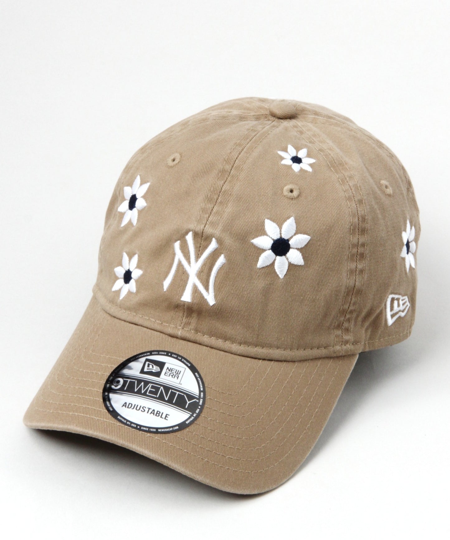 New era 花花刺繡logo cap