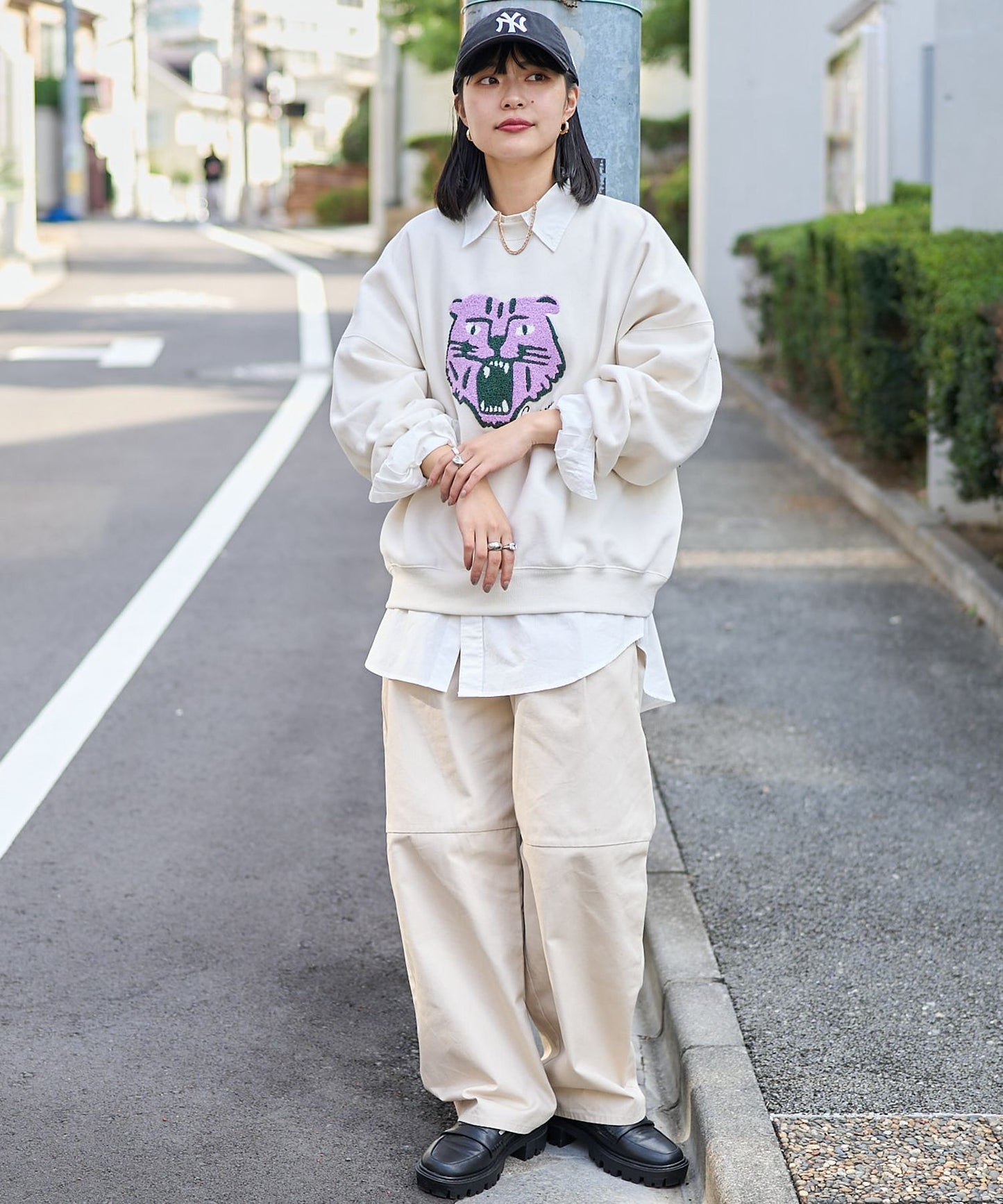 老虎毛毛刺繡sweatshirt