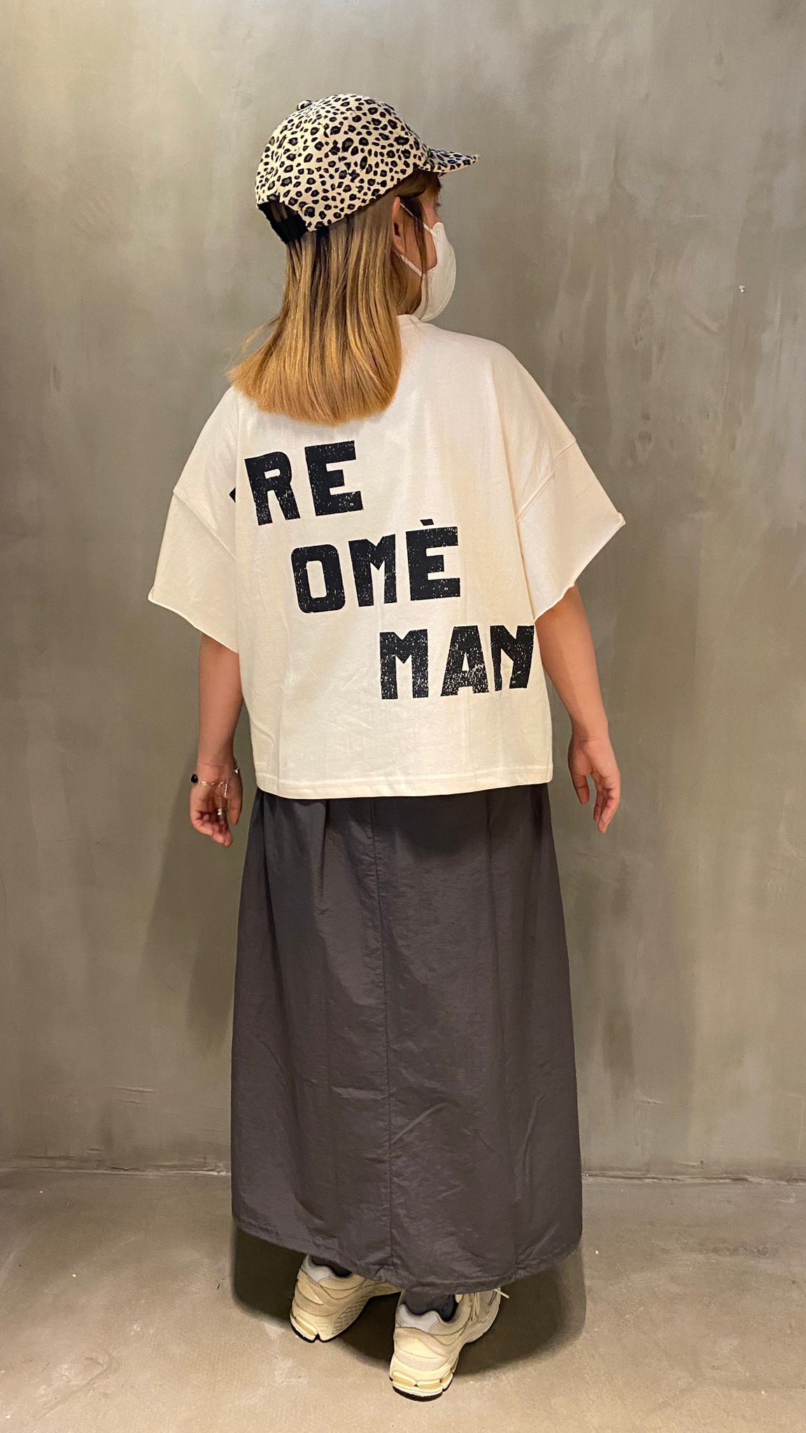 KR 型格捲捲袖落肩oversized tee