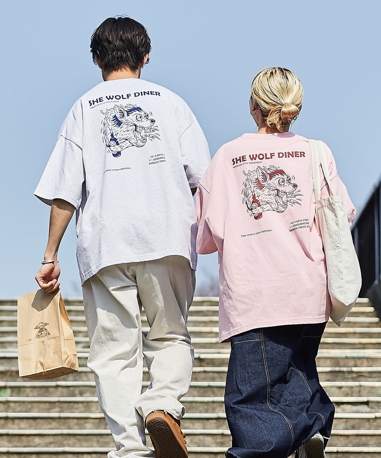 SHE WOLF DINER × FREAK'S STORE 別注版tee